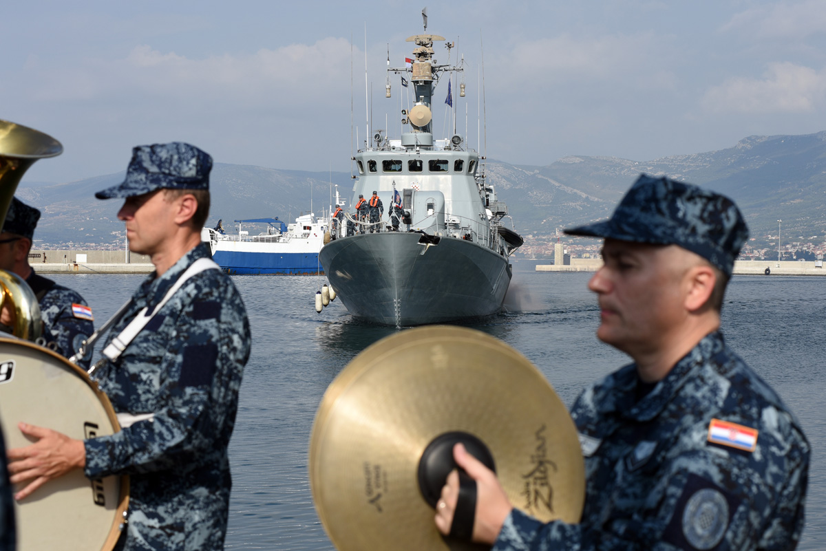 Povratak broda HRM (2)