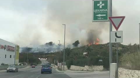 Pozar kod City Centra u Splitu