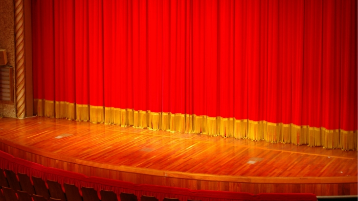 pozoriste 1 - freeimages - weatherbox