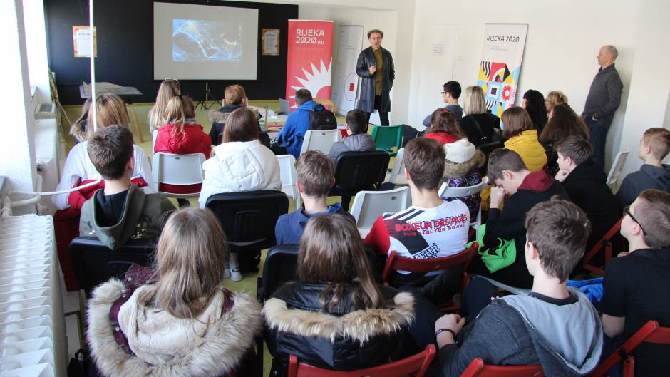 Predstavljanje magazina Brickzine_3