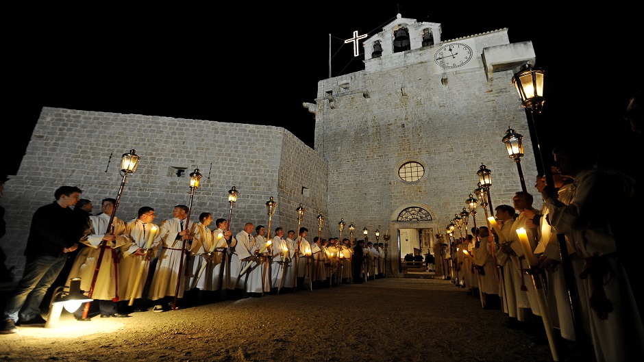 procesija_hvar5-030415