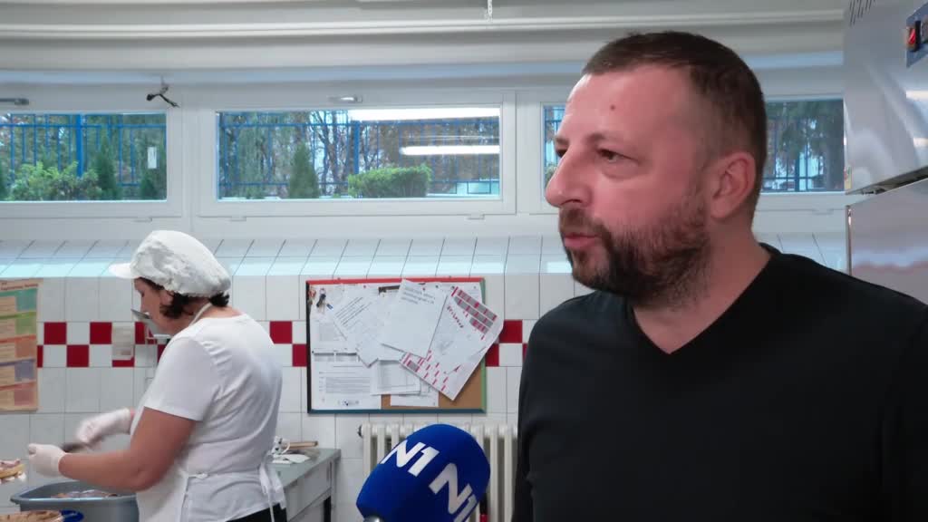 Profesor u štrajku: Malo je djece u školi, hvala roditeljima što su nas podržali