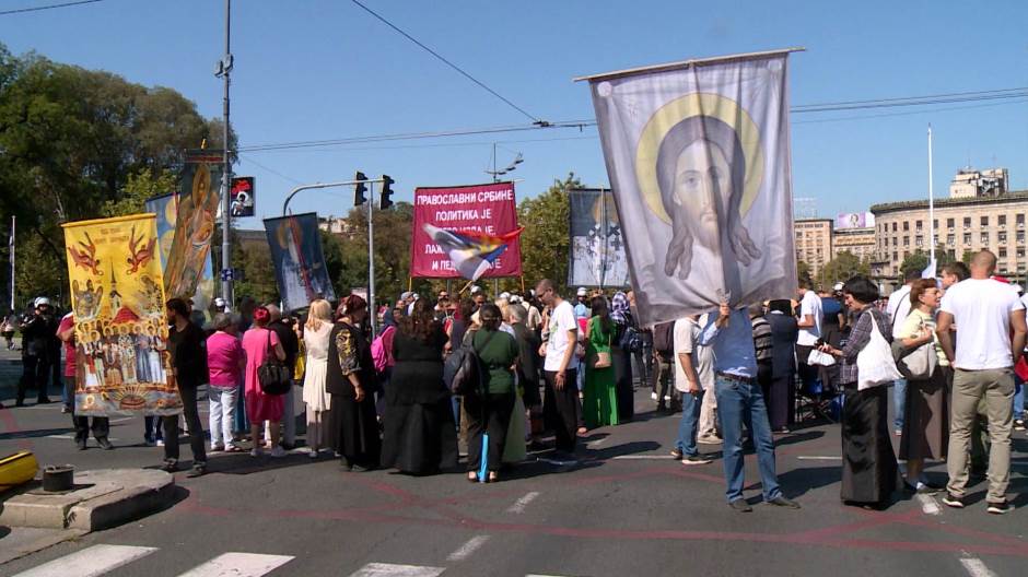 Protest protiv Parade ponosa
