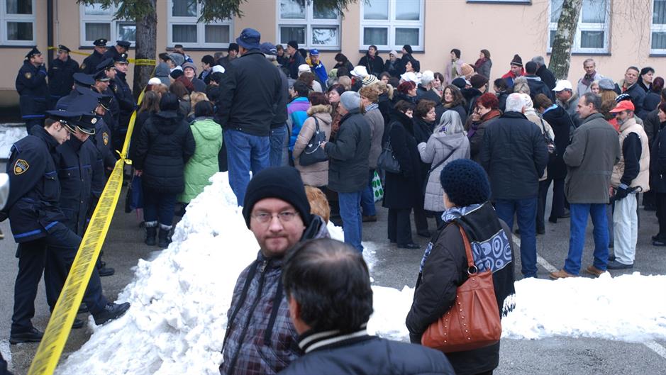 protesti skupstina tk03