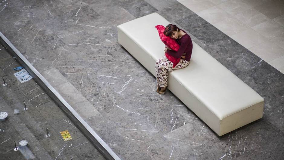 psihološki problemi, žena, usamljenost