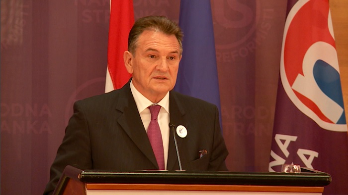 Radmir_Cacic_reformisti_n1