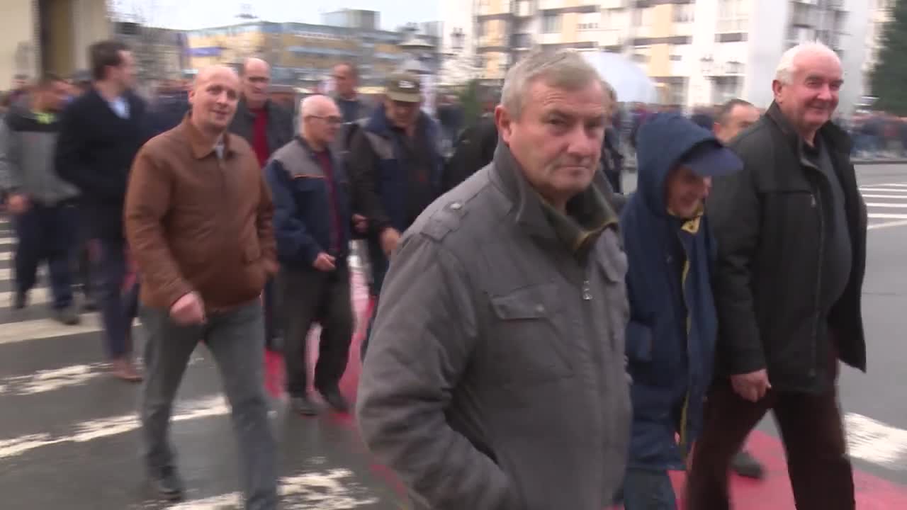 Radnicima Đure Đakovića obećane plaće