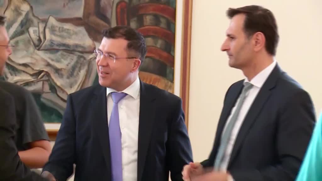 Rekonstrukcija ili konsolidacija HDZ-a?