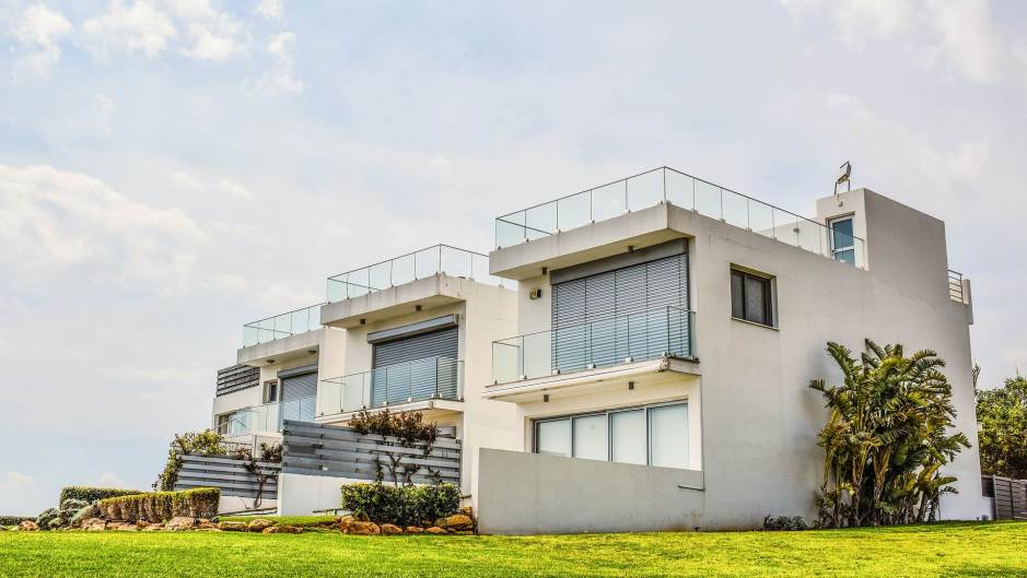 residence-2219972_1920