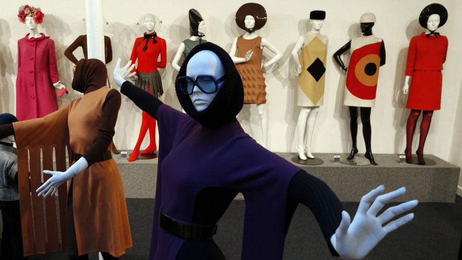 Reuters_Charles Platiau