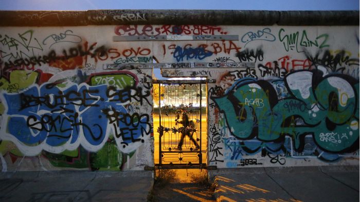 Reuters_Fabrizio Bensch3