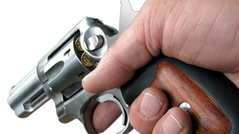 revolver-982973_1280