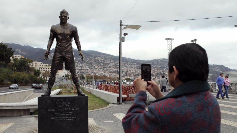 ronaldo_spomenik_reuters