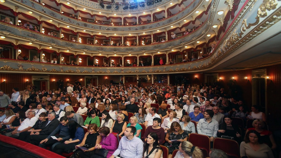 runjiceveveceri_cropix