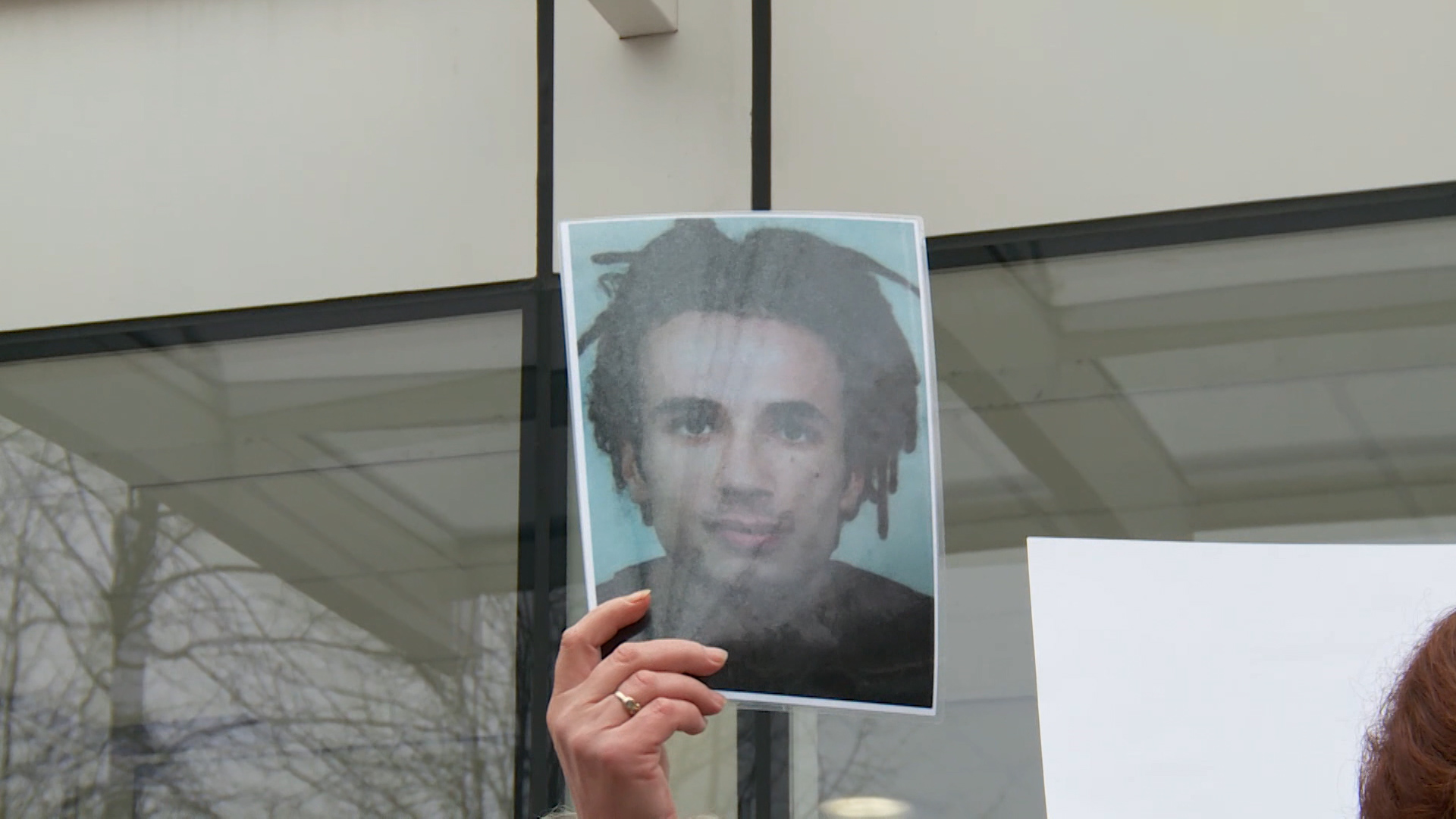 SA-.00_00_54_20.Still006