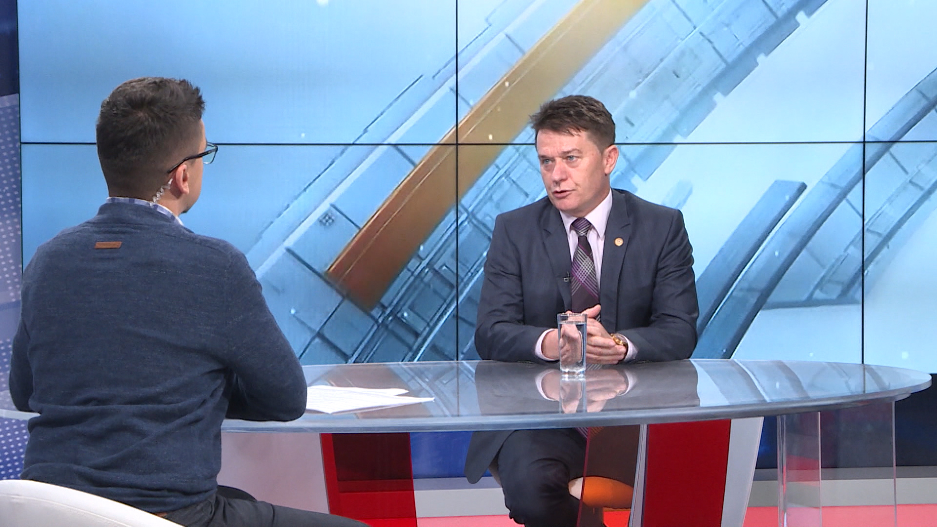 SA-DU-KRESIC-REP-080419-1(20190408-192028668).00_01_07_22.Still001