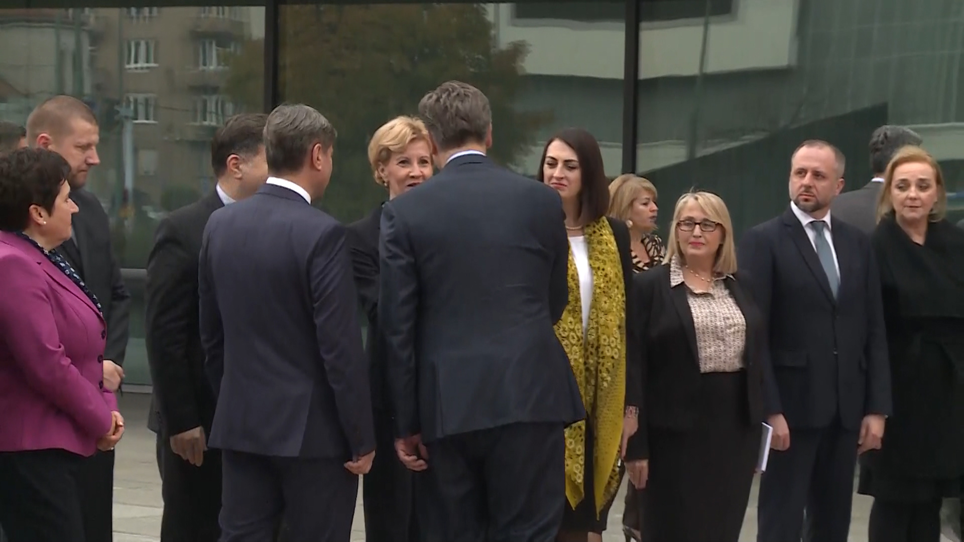 sa-live 2-0840-281016-vld.Still007