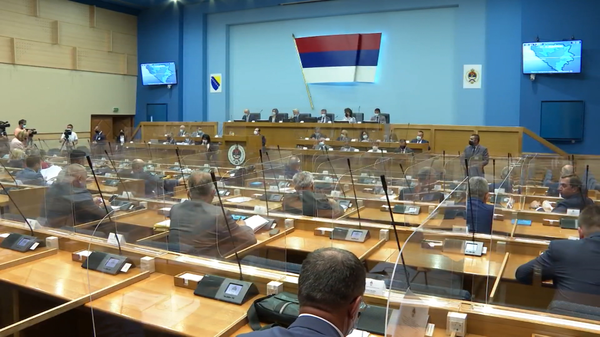 sa-live-4-1155-220621.00_01_08_21.Still002