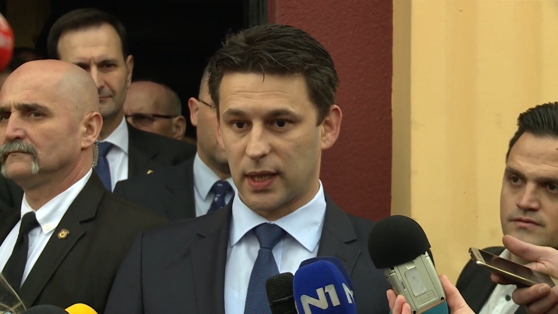 sa-petrov mostar-08021-djk-wmt.Still003