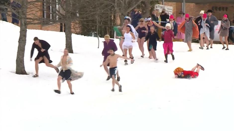 sauna maraton poster reuters