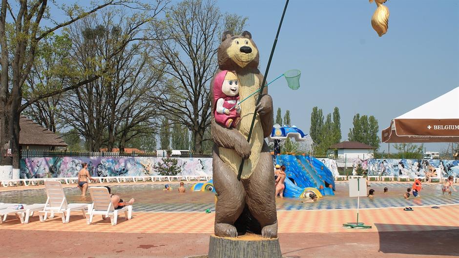 sculpture-3345718_1920