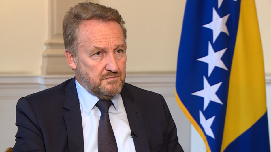 sdgdfhgfhfghfghffghgf