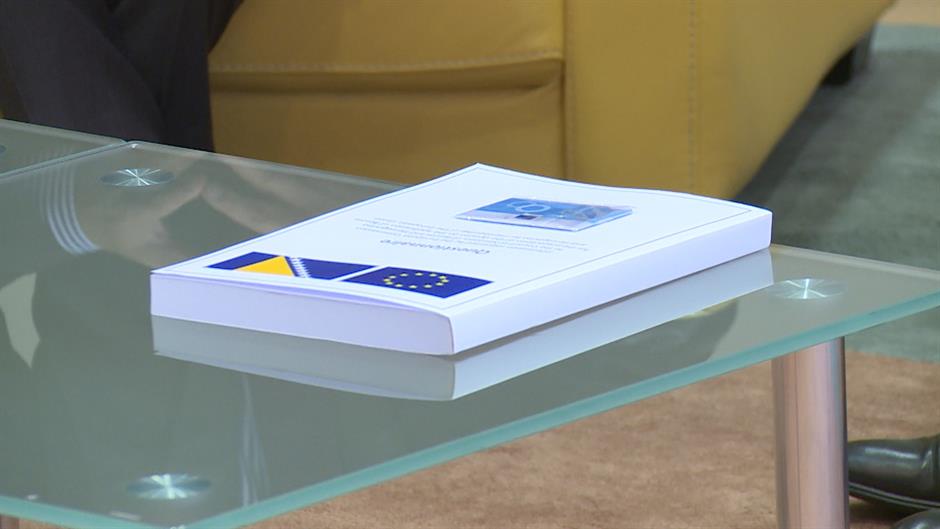 Sequence 01.Still005