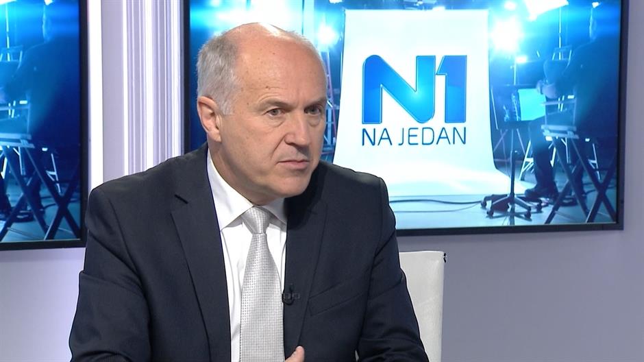 Sequence 01.Still022