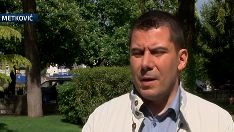 sfgfhgfhfjfjjgfdfsdf