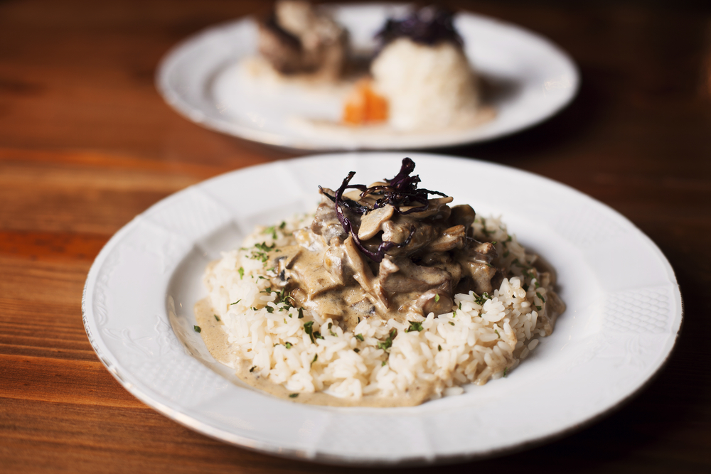 Rice,With,Mushroom,In,White,Sauce.