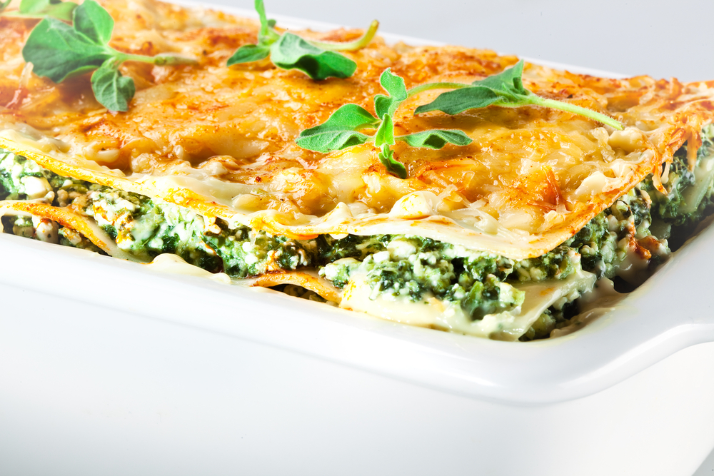 Italian,Cuisine.,Spinach,Lasagna,With,Basil.,Macro