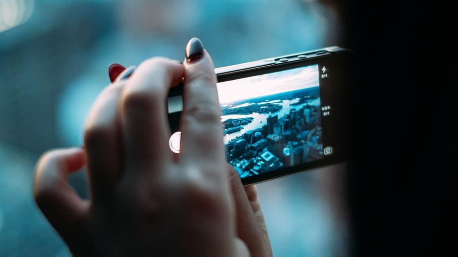 smartphone-381237_1280