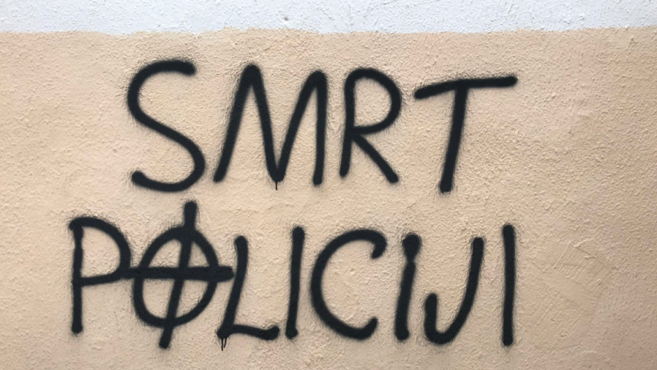 smrt-policiji-162104.png