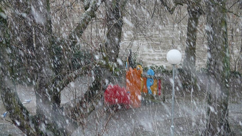 snowfall-16335_960_720