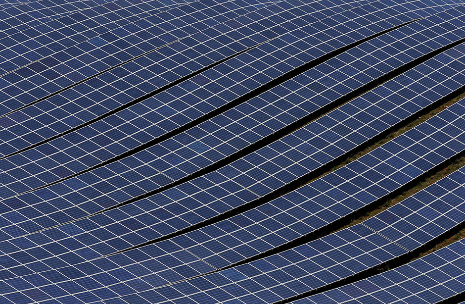 REUTERS/Jean-Paul Pelissier