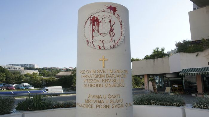 spomenik_hos_split