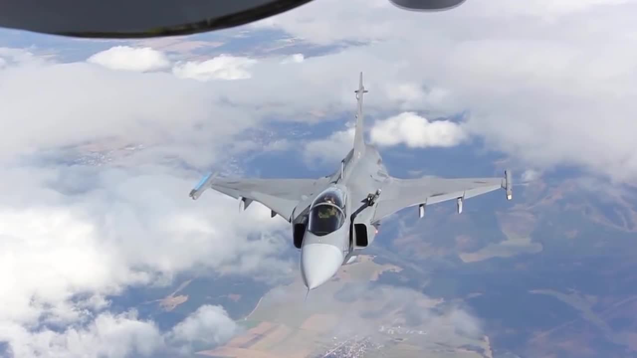 Stigle ponude za avione