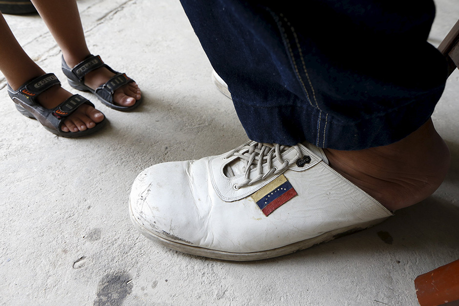 REUTERS/Carlos Garcia Rawlins