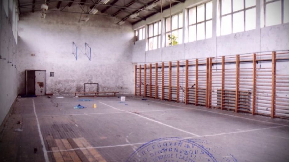 strpci zlocin skolska sala