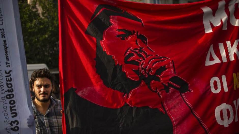 sudenje-zlatnoj-zori-u-grckoj