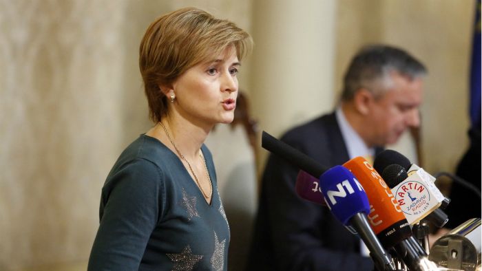 svaljek sandra  Damjan Tadic cropix