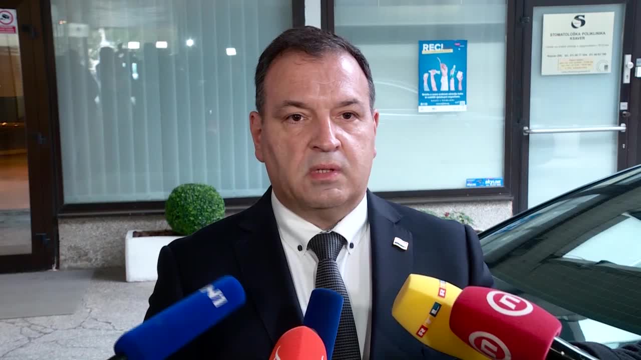 "Svjestan sam svoje odgovornosti prema svim zdravstvenim djelatnicima"