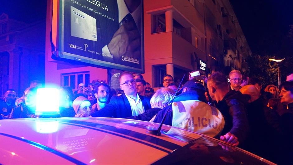 Tan2017-2-16_204554417_0