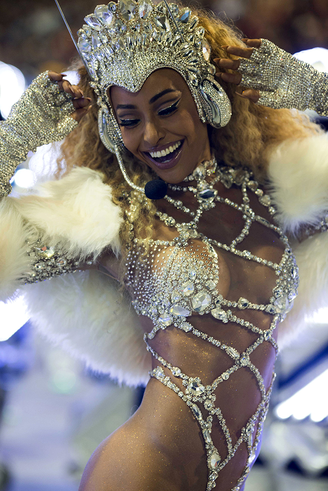 Tanjug/AP/Silvia Izquierdo