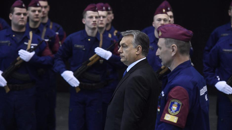 Tan2017-3-7_112928744_2