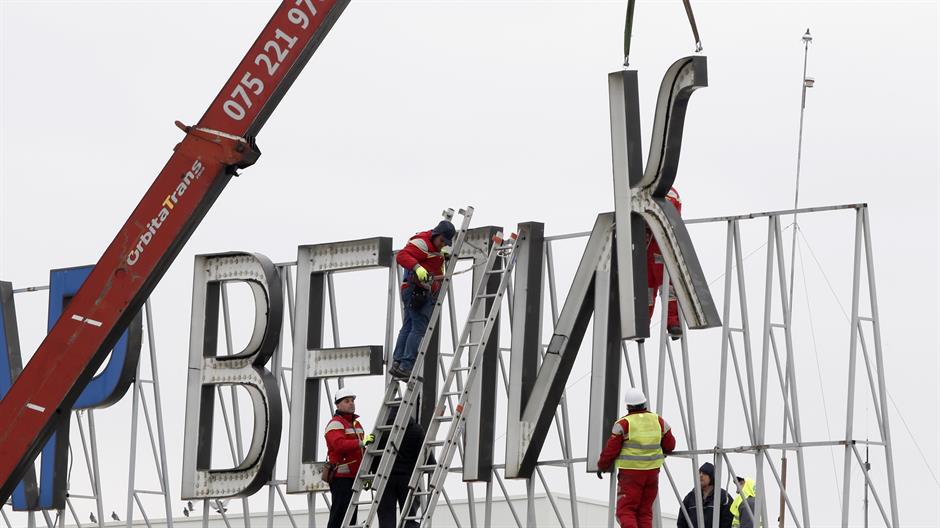 Tan2018-2-24_12011492_1