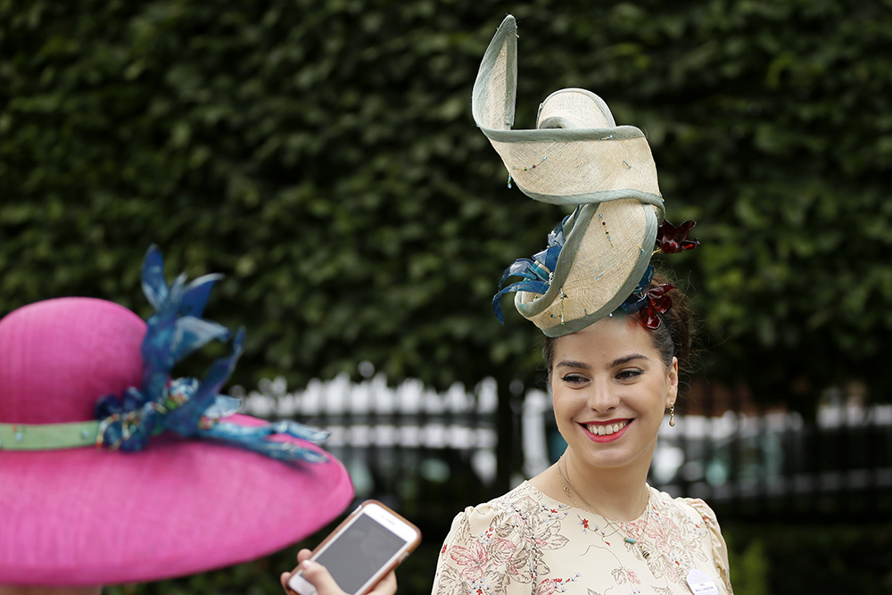 Tanjug, AP/Tim Ireland