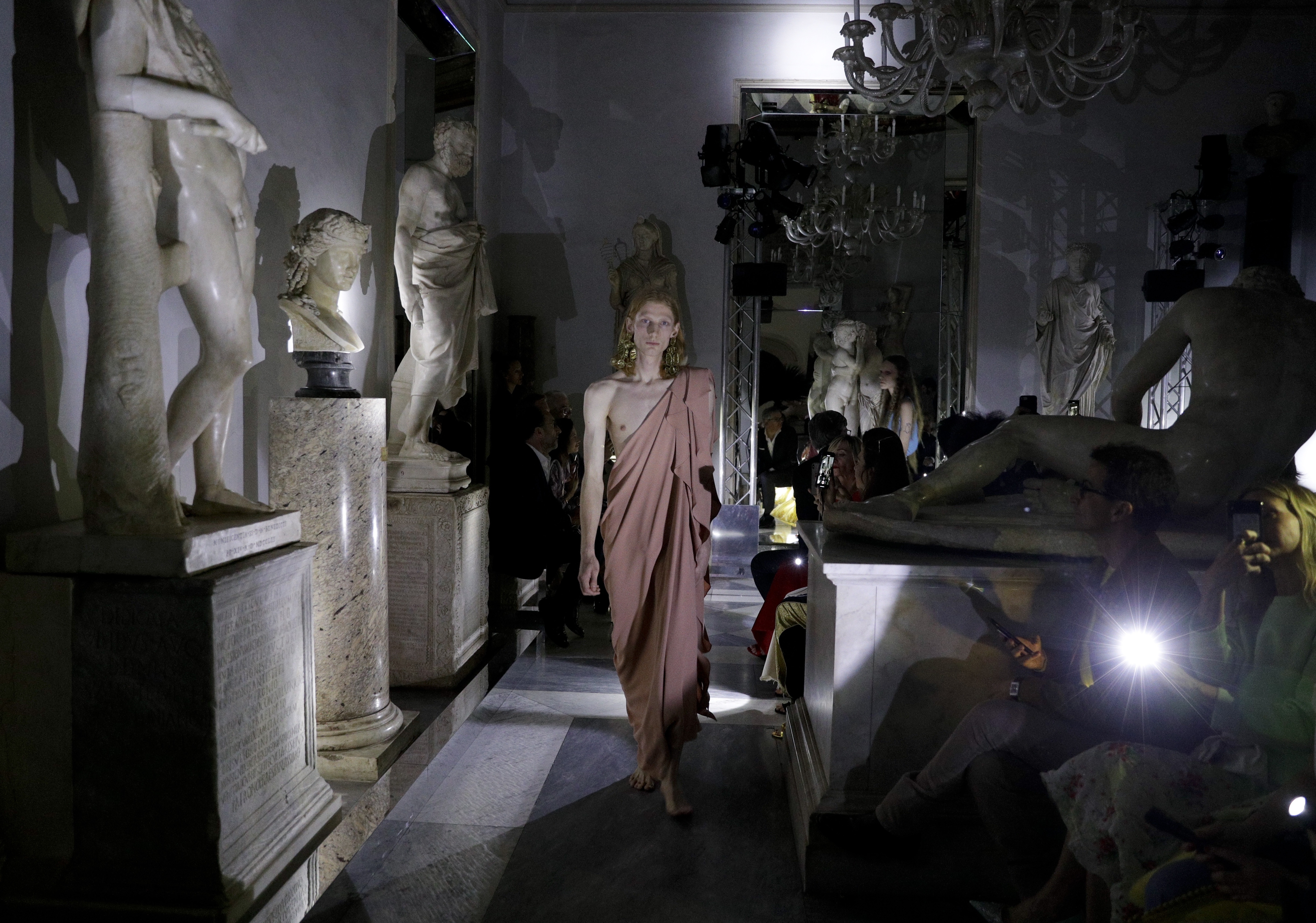 Tanjug/ AP Photo/Andrew Mediccini