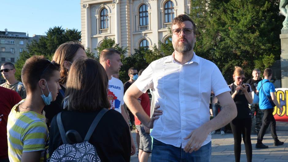 Tan2020-7-10_192650511_1