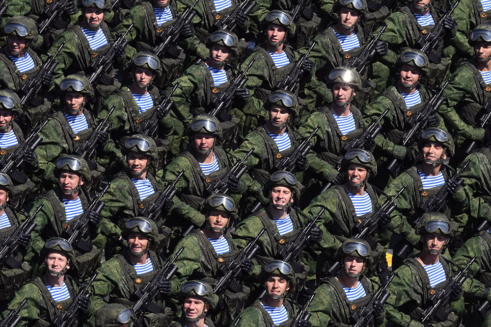 TANJUG/AP/Evgeny Biyatov